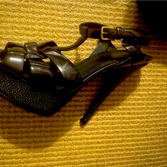 YSL Limited Edition Stingray Pebble Tribute Platform 👠 Sz 37 Excellent Condition - Picture 5 of 15